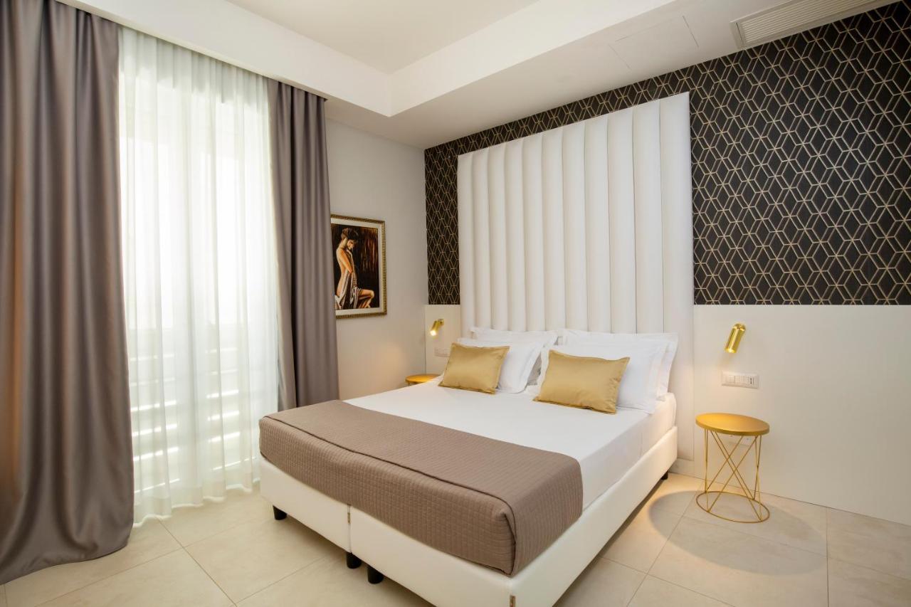 Hotel Cenisio Rimini Luaran gambar