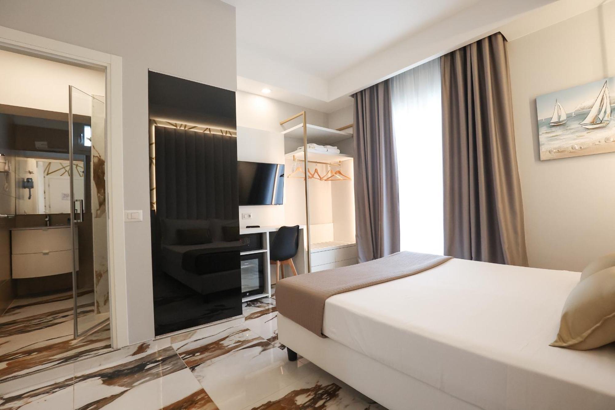 Hotel Cenisio Rimini Luaran gambar