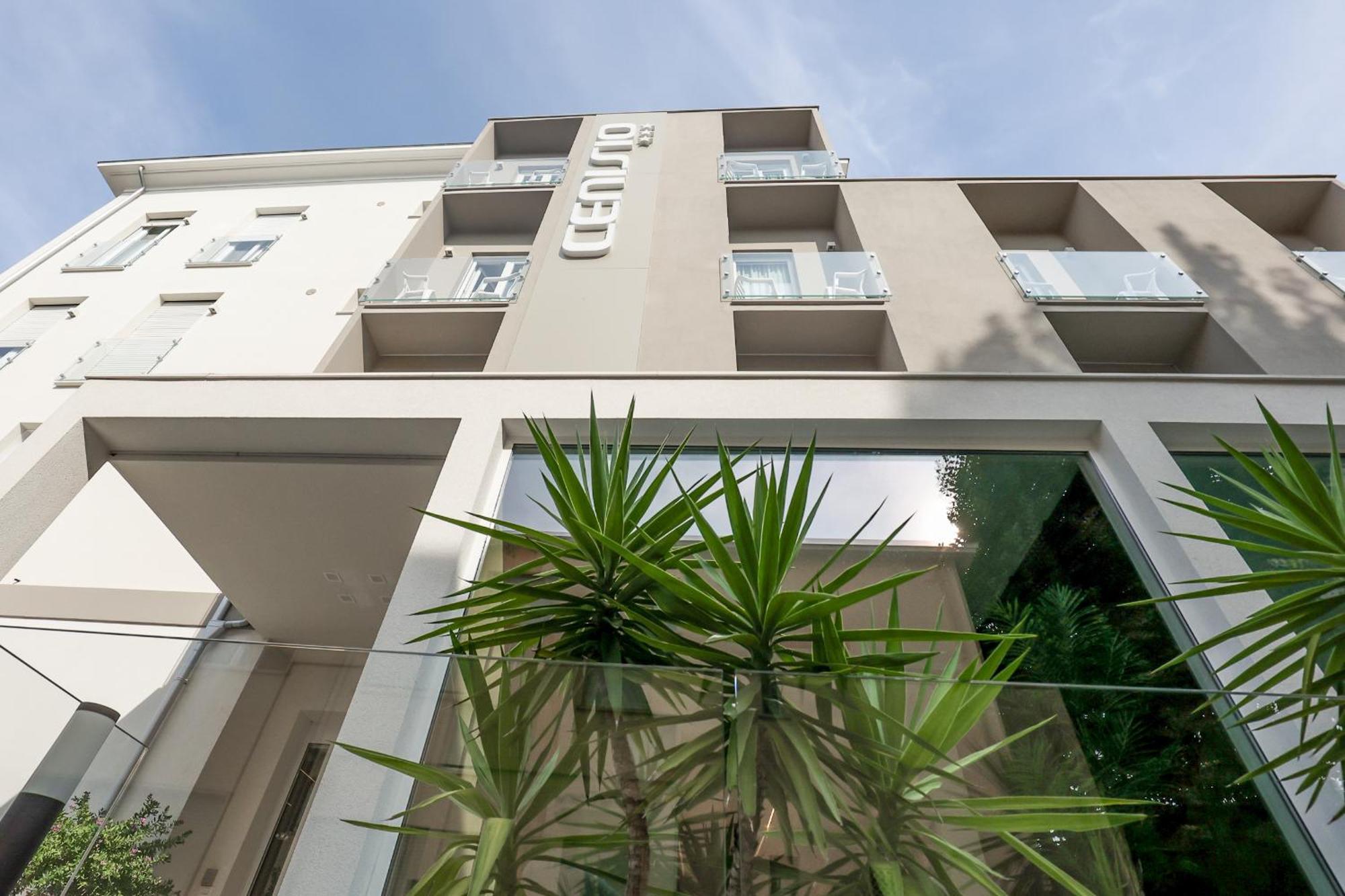Hotel Cenisio Rimini Luaran gambar